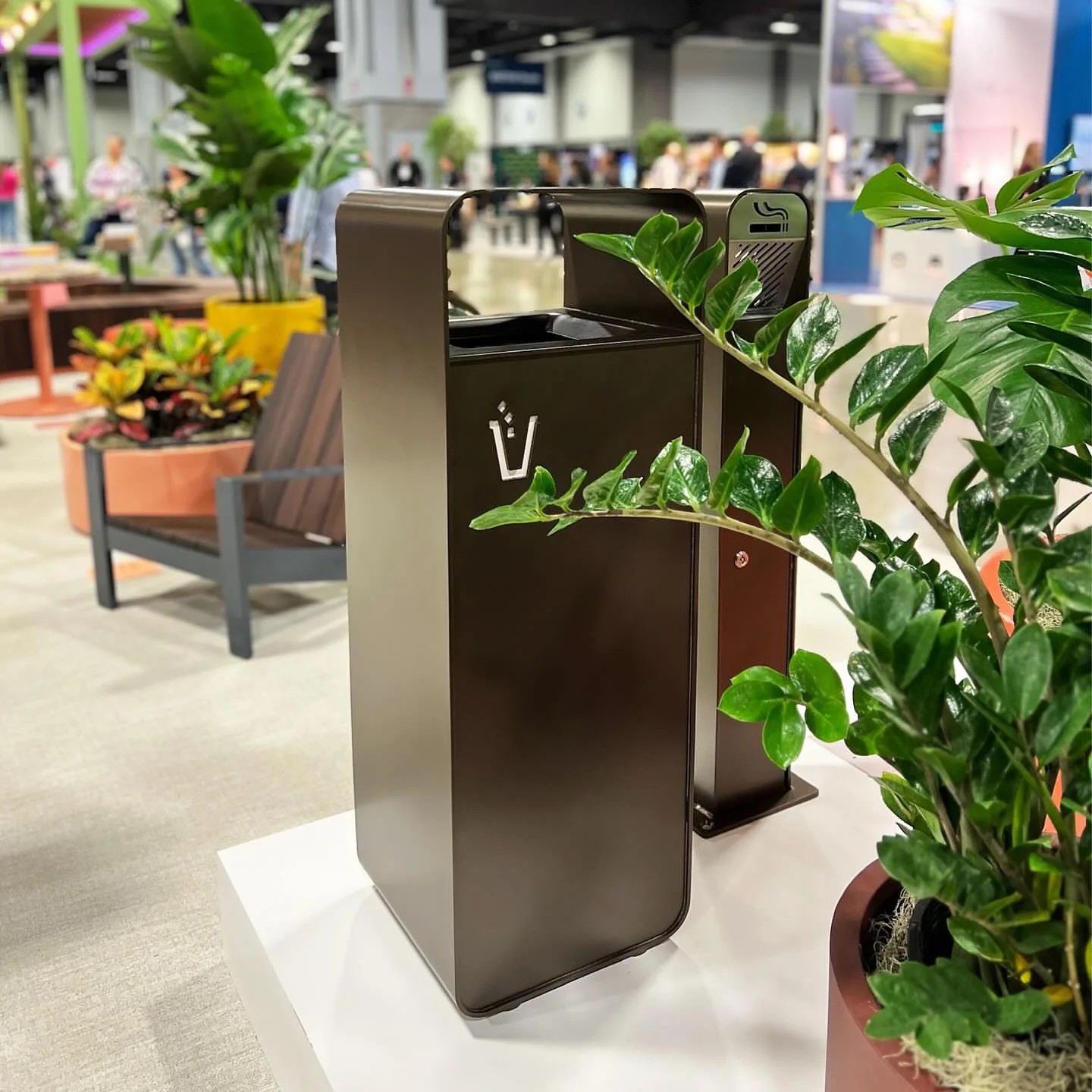 Урны в пространстве
